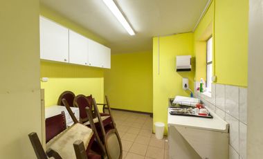 Oficina en calle Ongolmo· Arriendo UF 35