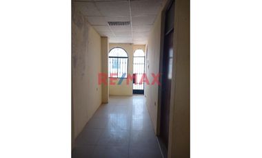 Se Alquila Departamento 1Er Y 2Do Piso En Calle 8 Sullana // ID: 1133085