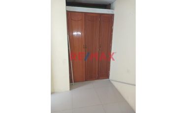 Se Alquila Departamento 1Er Y 2Do Piso En Calle 8 Sullana // ID: 1133085