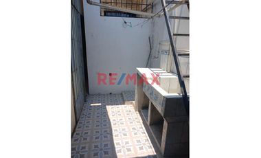 Se Alquila Departamento 1Er Y 2Do Piso En Calle 8 Sullana // ID: 1133085