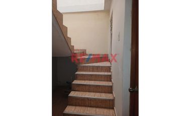 Se Alquila Departamento 1Er Y 2Do Piso En Calle 8 Sullana // ID: 1133085