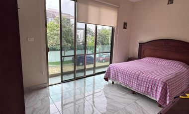 Casa en Renta en  Arbolada, de 2 niveles y terraza amplia en 3er piso