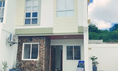 3BR HOUSE AND LOT WITH EN SUITE NEAR YNARES CENTER ANTIPLO CITY
