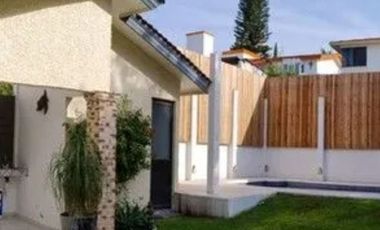 REMATO CASA EN FRACCIONAMIENTO LOMAS DE COCOYOC MORELOS CUERNAVACA