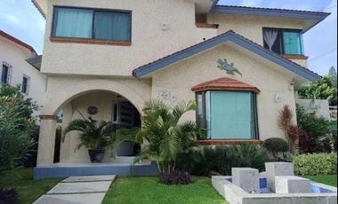 REMATO CASA EN FRACCIONAMIENTO LOMAS DE COCOYOC MORELOS CUERNAVACA