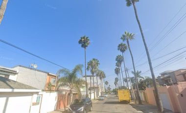 Casa en Venta, Calle Cantil, Playas de Tijuana sección Jardines Recuperación Bancaria