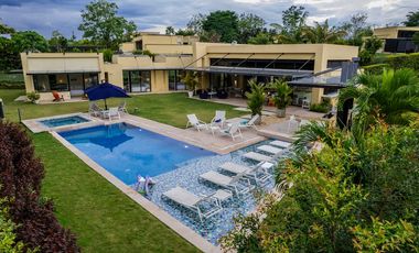 ALQUILO LINDA FINCA EL FAISAN LLAMANOS AL3246456224 LOS ESPERAMOS VEN A COMPARTIR EN FAMILIA..