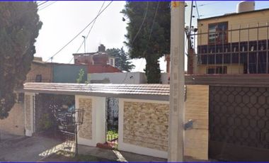 Casa en Venta Cerro de Atenco Los Pirules, Tlalnepantla Recuperación Bancaria