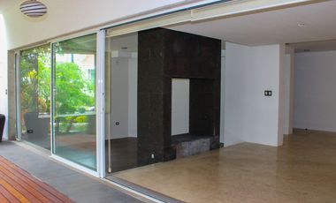 Casa de 5 Recámaras en La Vista Country Club, Puebla