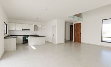 Casa de 4 Recámaras en Lomas de Angelopolis Puebla