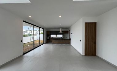 Casa nueva en venta Lomalta Tres Marías Morelia, Diseño moderno, vista panorámica y amenidades exclusivas 🏡 ¡ESTRENA CASA!