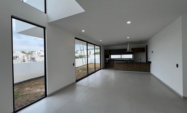 Casa nueva en venta Lomalta Tres Marías Morelia, Diseño moderno, vista panorámica y amenidades exclusivas 🏡 ¡ESTRENA CASA!
