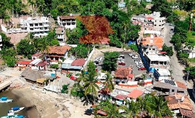 VENTA TERRENO EN PLAYA DE BOCA DE TOMATLAN JALISCO