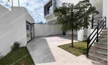 CASA EN VENTA EN GRAN JARDIN