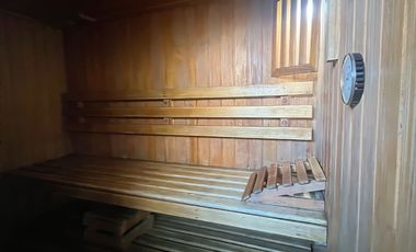 Se Vende Hermoso 2 Dormitorios + Estacionamiento. Av. Perú