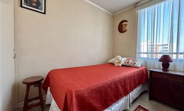 Se Vende Hermoso 2 Dormitorios + Estacionamiento. Av. Perú