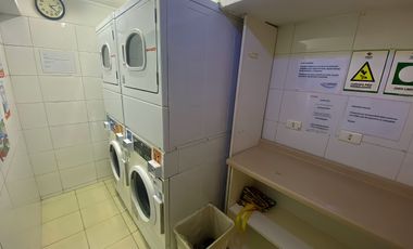 Se Vende Hermoso 2 Dormitorios + Estacionamiento. Av. Perú