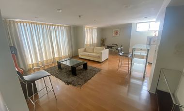 Se Vende Hermoso 2 Dormitorios + Estacionamiento. Av. Perú