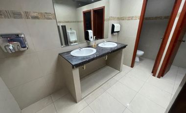 CIUDADELA URDESA ALQUILO PRECIOSA Y AMPLIA VILLA DOS PLANTAS, SIETE DORMITORIOS, FULL ACABADOS