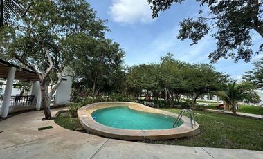 CASA EN RENTA COMPLETAMENTE AMUEBLADA, CONKAL YUC.