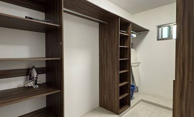 CASA EN RENTA COMPLETAMENTE AMUEBLADA, CONKAL YUC.