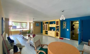 Venta de amplio departamento en Ancón