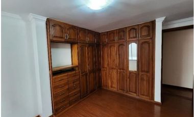 Venta departamento dúplex sector Agua Clara - Quito