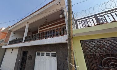 Casa en remate bancario en Gral. Anaya 723, Santa Elena Nte., 38504 Apaseo el Alto, Gto., México