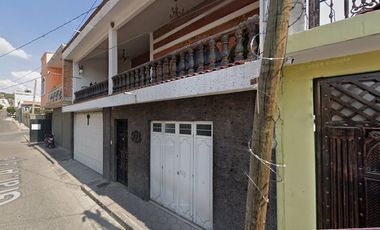 Casa en remate bancario en Gral. Anaya 723, Santa Elena Nte., 38504 Apaseo el Alto, Gto., México