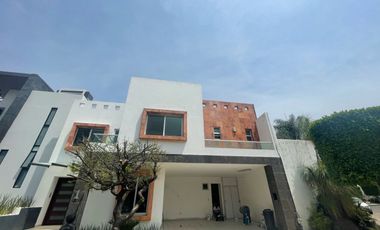 CASA DE RENTA EN LOMAS DE ANGELOPOLIS PARQUE TERRANOVA