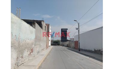 Venta de Terreno en Playa Arica Punta Hermosa 180 m2