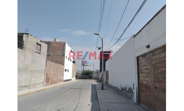 Venta de Terreno en Playa Arica Punta Hermosa 180 m2