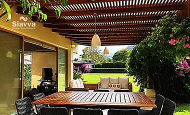 ¡¡¡FENOMENAL CASA A POCOS MINUTOS DEL CENTRO DE VALLE DE BRAVO!!!