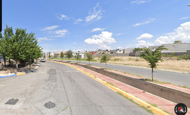 Casa ubicada en colonia Cumbres Universidad II etapa, Chihuahua con 3 recamaras y 162m2. Entre Bahía San Quintín y Av. Nuevo Milenio.
