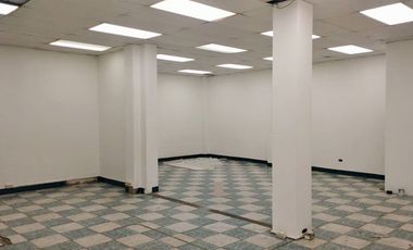 Alquiler de Local Comercial 480 m² entre Pb y Mezzanine en Pascuales