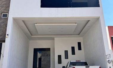 Casa en Renta en Cima Diamante con acabados y espacios de lujo!!!