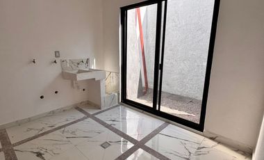 Casa en Renta en Cima Diamante con acabados y espacios de lujo!!!