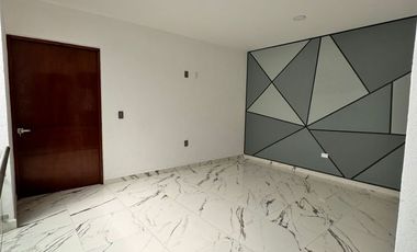 Casa en Renta en Cima Diamante con acabados y espacios de lujo!!!