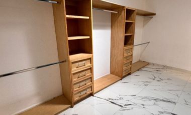 Casa en Renta en Cima Diamante con acabados y espacios de lujo!!!