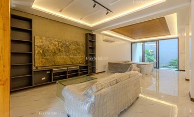 7BR HOUSE  & LOT; MULTINATIONAL VILLAGE - PARANAQUE CITY - FOR SALE / FOR RENT