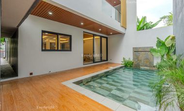 7BR HOUSE  & LOT; MULTINATIONAL VILLAGE - PARANAQUE CITY - FOR SALE / FOR RENT