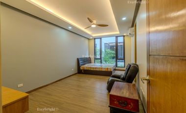 7BR HOUSE  & LOT; MULTINATIONAL VILLAGE - PARANAQUE CITY - FOR SALE / FOR RENT