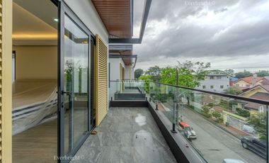 7BR HOUSE  & LOT; MULTINATIONAL VILLAGE - PARANAQUE CITY - FOR SALE / FOR RENT