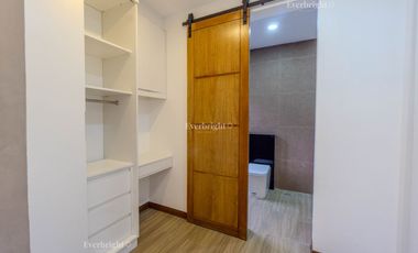7BR HOUSE  & LOT; MULTINATIONAL VILLAGE - PARANAQUE CITY - FOR SALE / FOR RENT