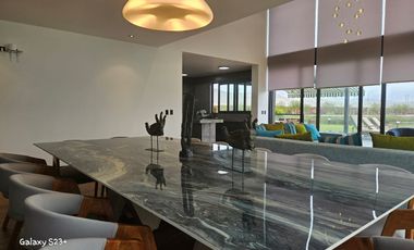 VENDO EXCLUSIVA CASA DE PLAYA DE ESTRENO