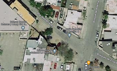 VENTA DE 3 LOCALES COMERCIALES EN FRACC LOS BOSQUES