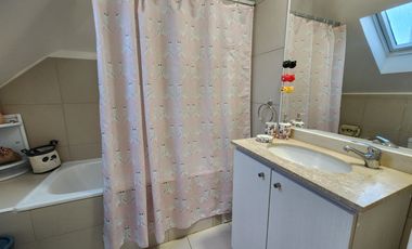Se vende hermosa casa estilo Georgian, Machali
