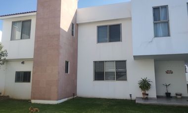 CASA EN VENTA EN IXTAPAN DE LA SAL EN RANCHO SAN DIEGO ESTADO DE MEXICO