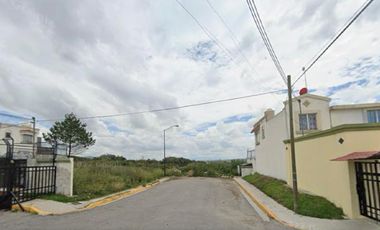 Casa En Remate Bancario En Privada Carabias, Clares, Urbi Villa Del Rey, Estado De México