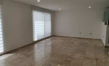 casa en renta Lomas de Angelopolis parque Yucatan